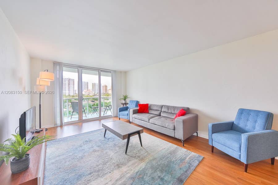 Property photo for 19370 Collins Avenue, #622, Sunny Isles Beach, FL