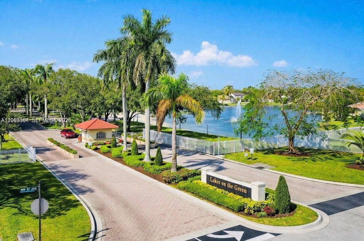 9069 NW 193rd Street, Hialeah, FL 33018 Photo 17