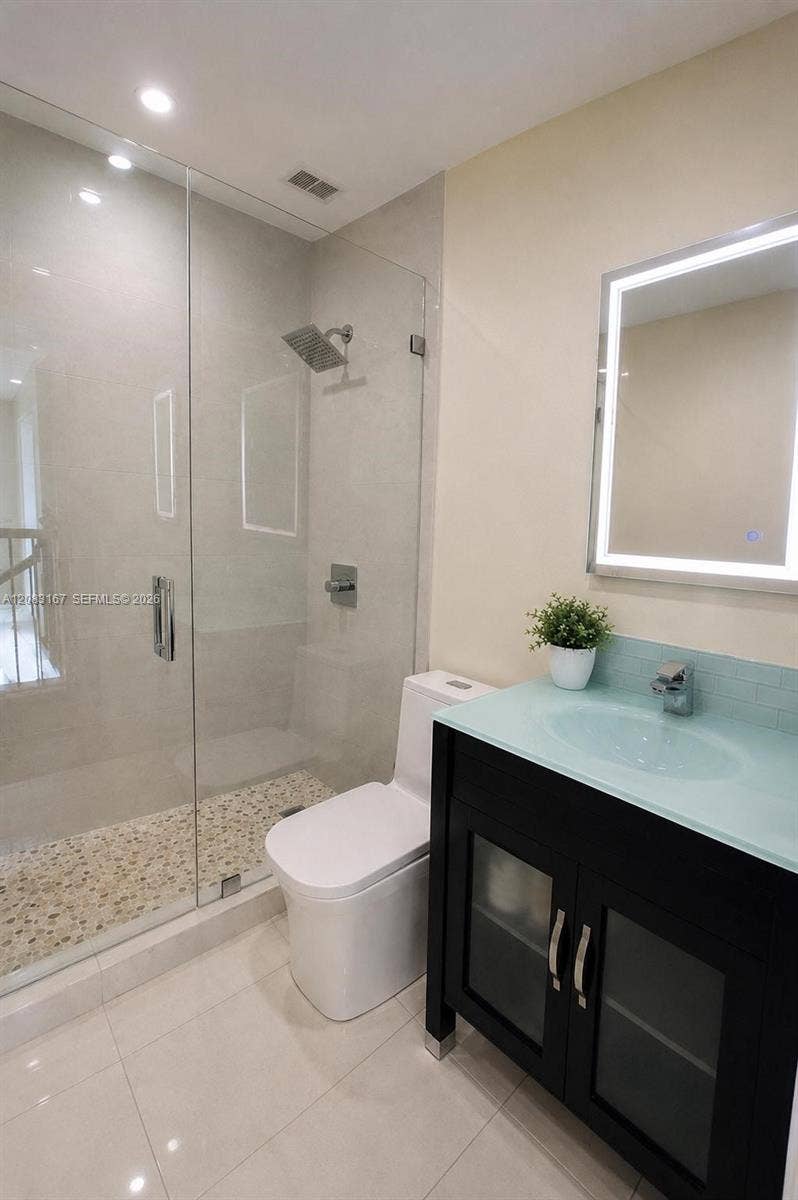 9069 NW 193rd Street, Hialeah, FL 33018 Photo 13