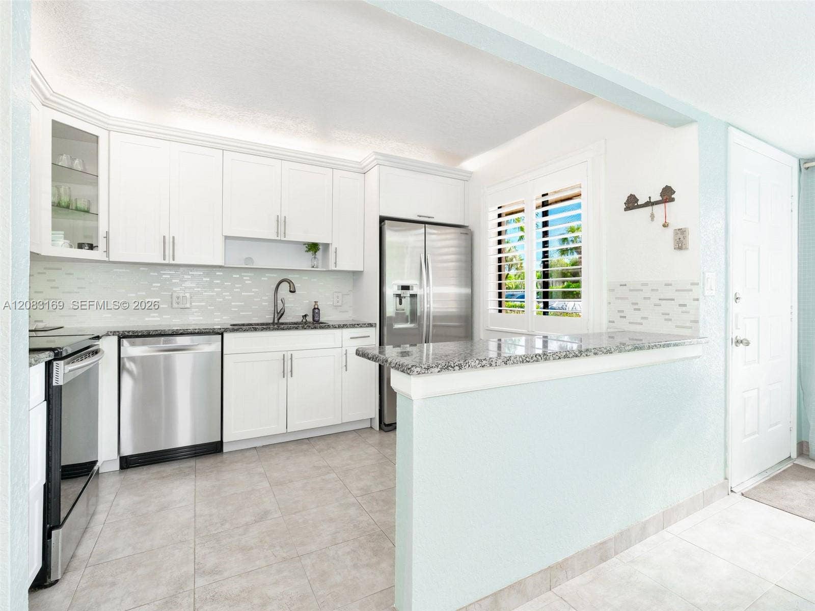 435 Lakeview Drive, #106, Weston, FL 33326 Photo 8