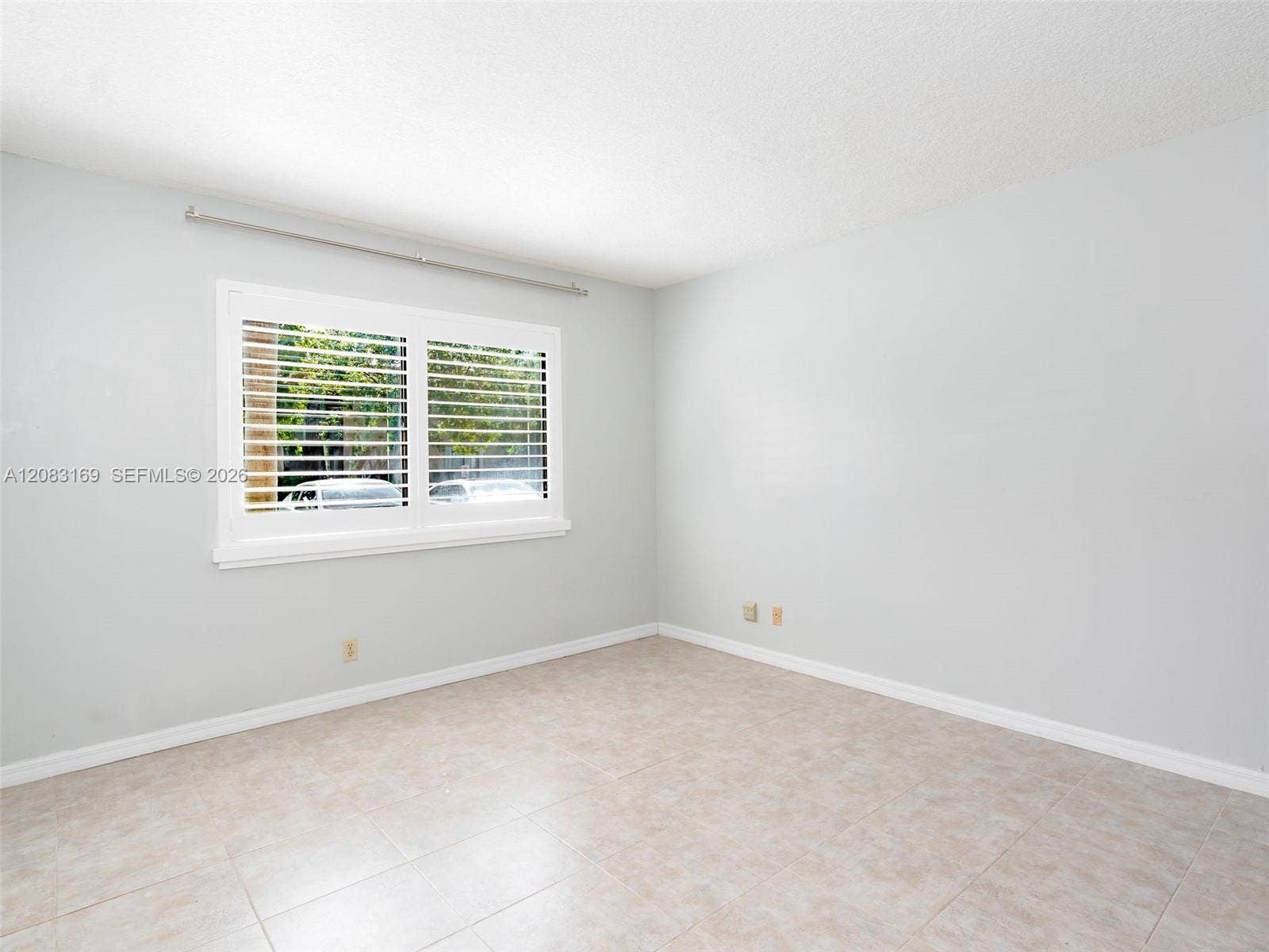 435 Lakeview Drive, #106, Weston, FL 33326 Photo 20
