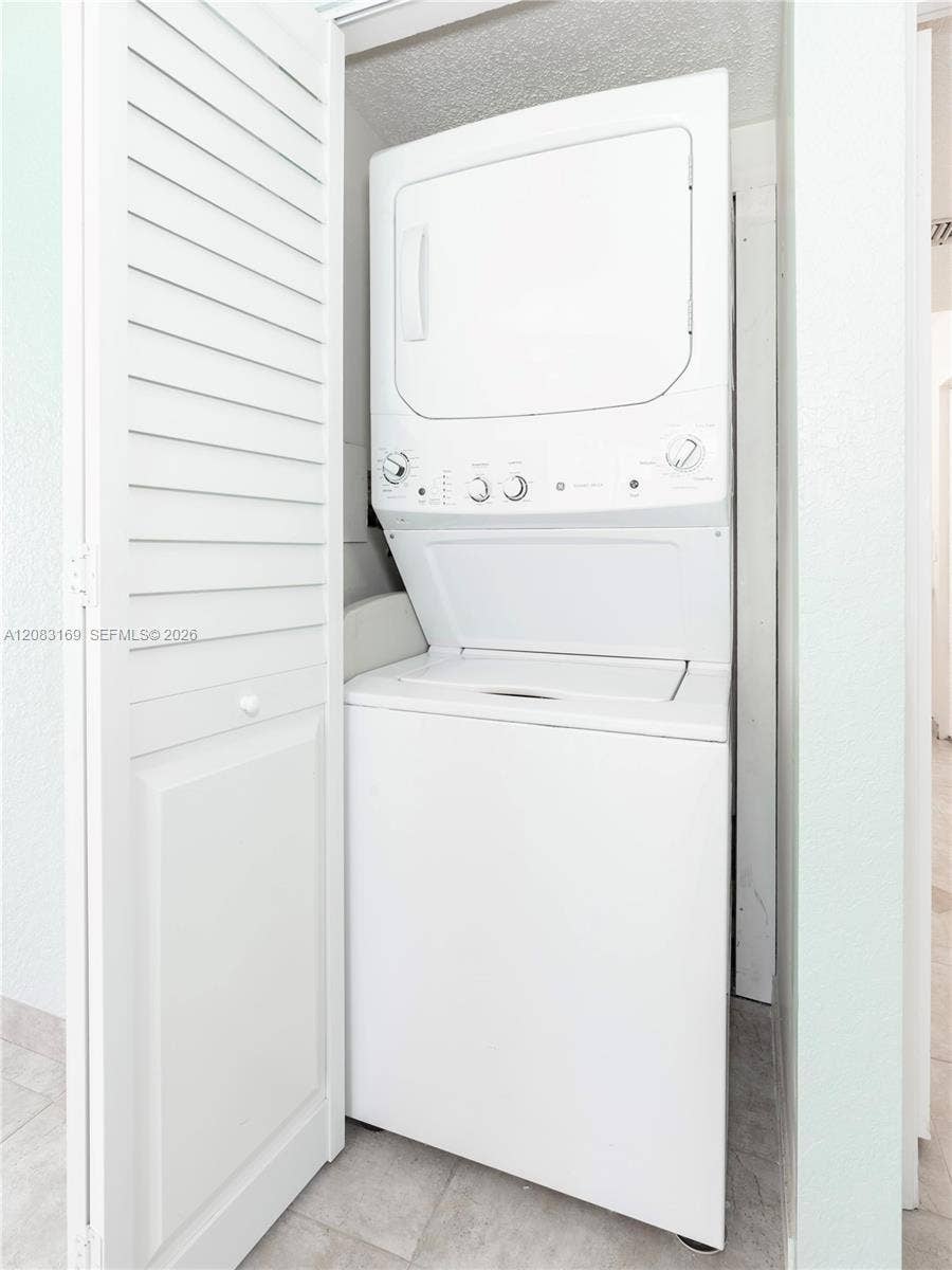 435 Lakeview Drive, #106, Weston, FL 33326 Photo 22