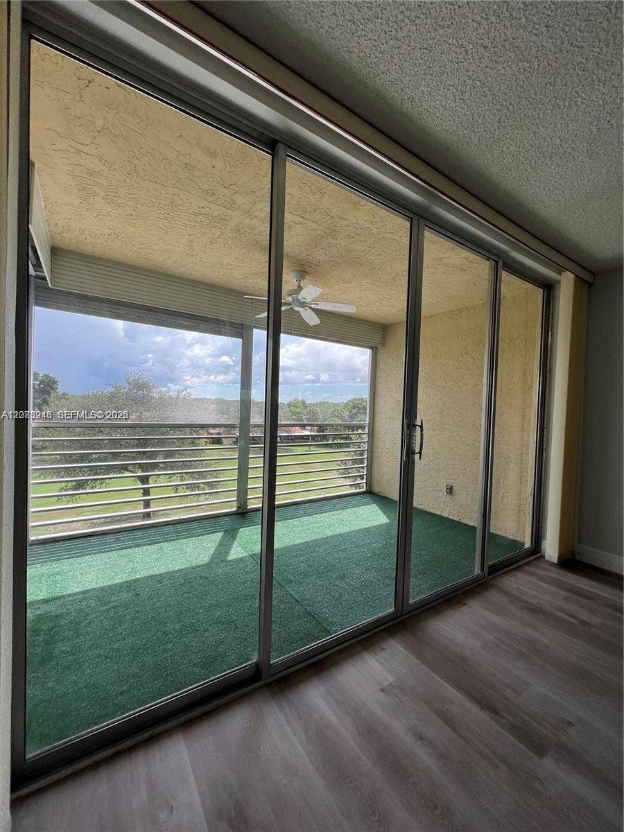 9520 Seagrape Drive, #403, Davie, Davie, FL 33324 Photo 16