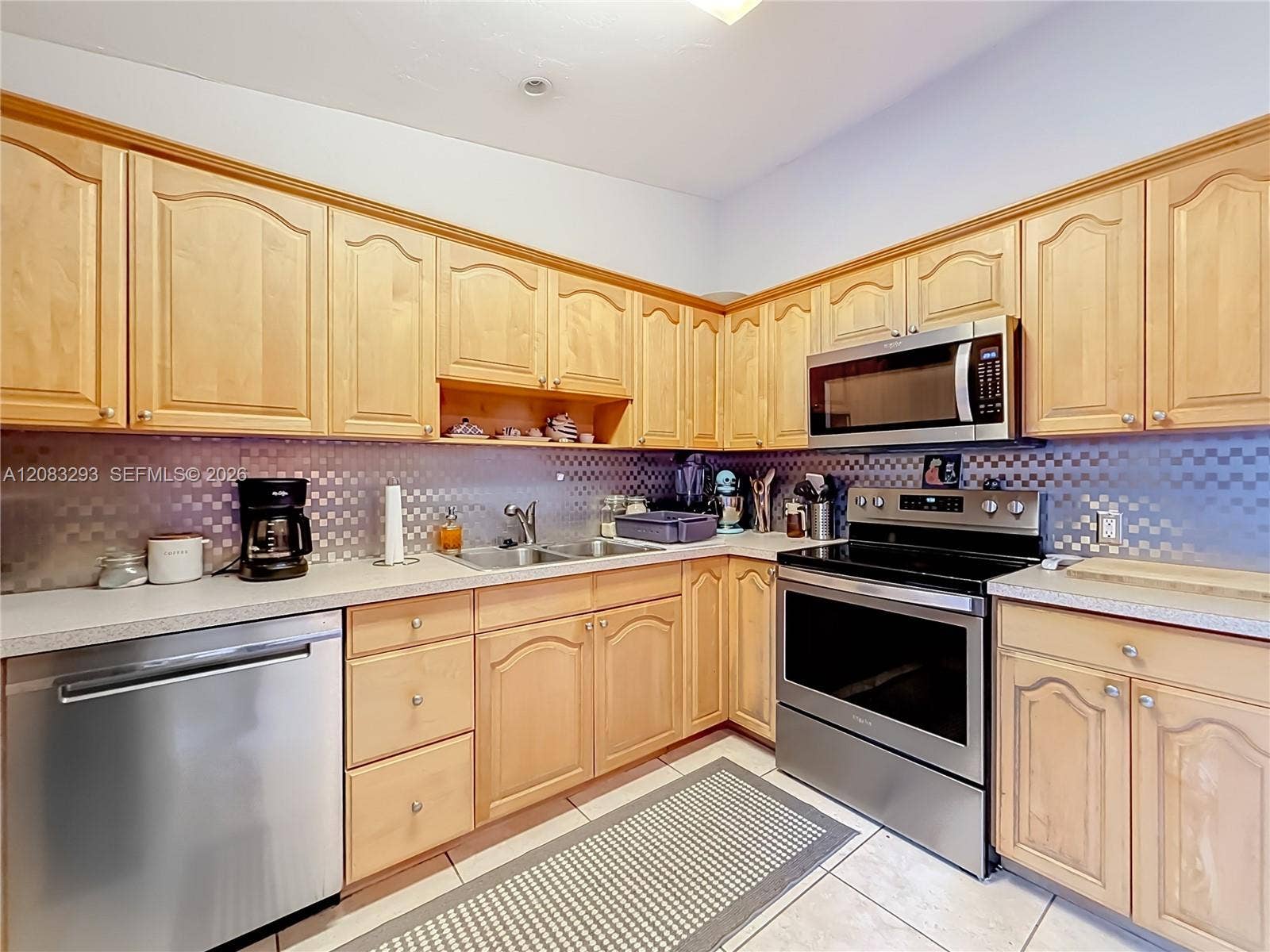 4271 NW 20th Avenue, Oakland Park, FL 33309 Photo 13
