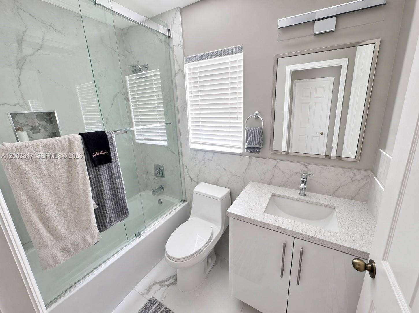 1738 SW 108th Way, Davie, FL 33324 Second Bathroom