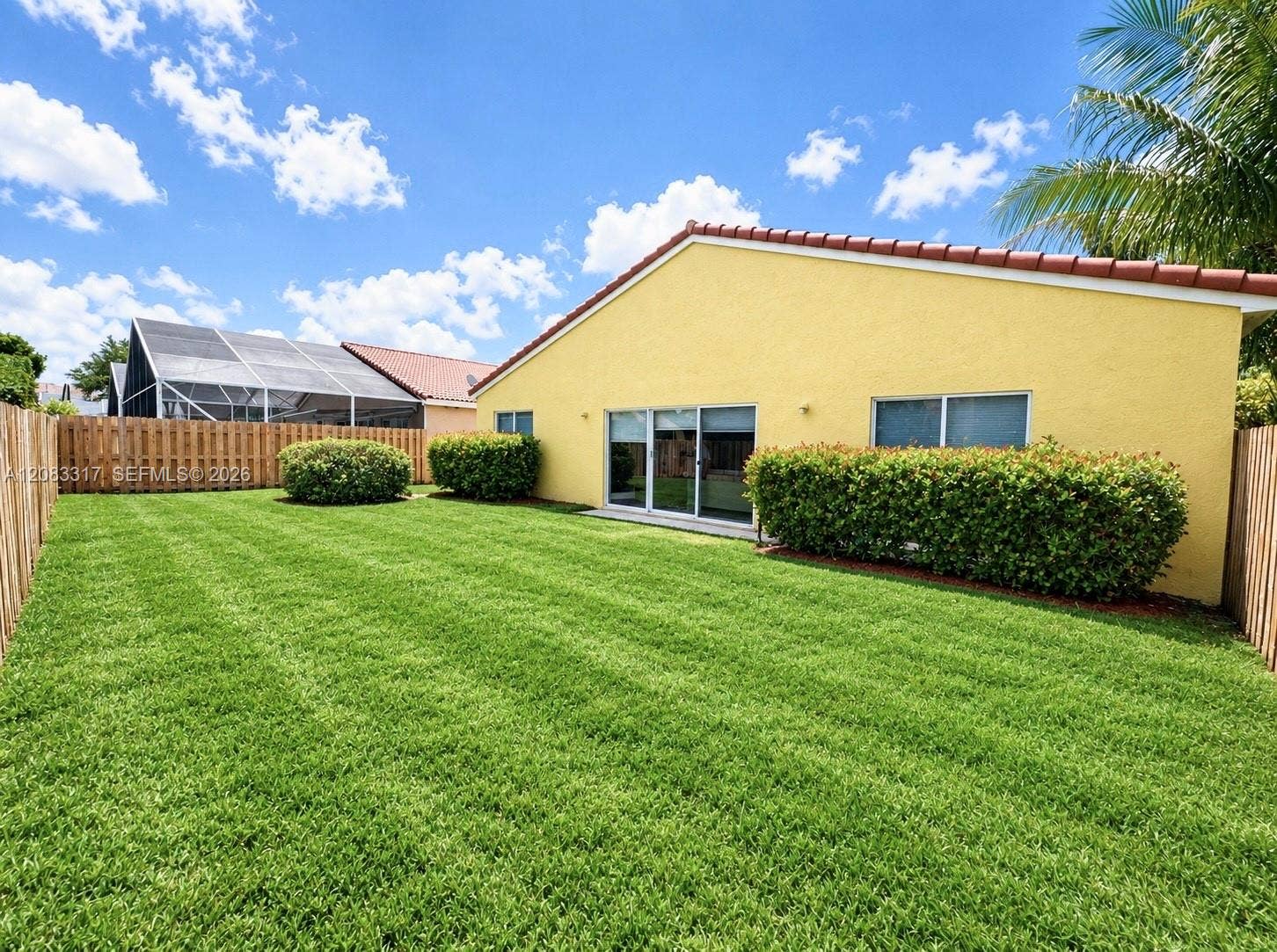 1738 SW 108th Way, Davie, FL 33324 Backyard