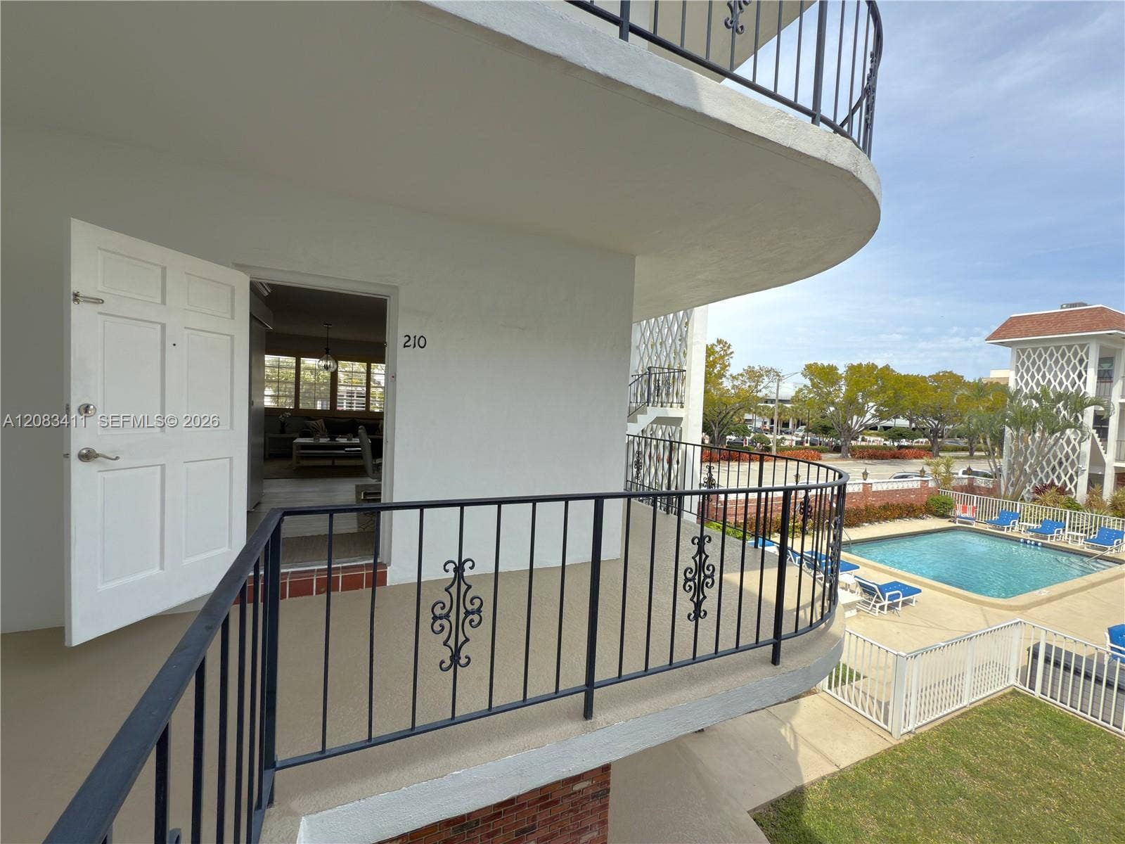 2340 NE 9th Street, #210, Fort Lauderdale, FL 33304 Photo 18