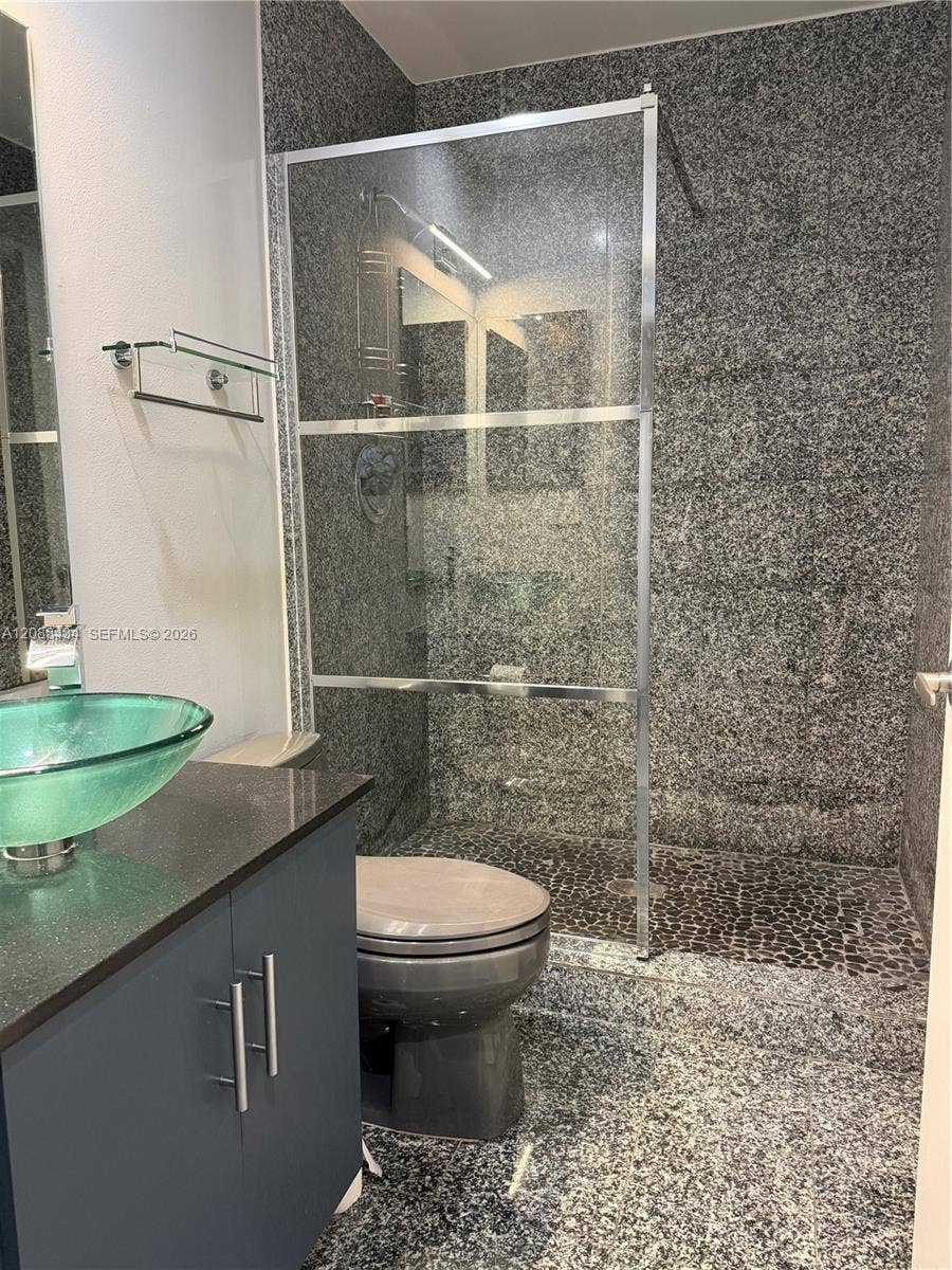 Hall Bathroom