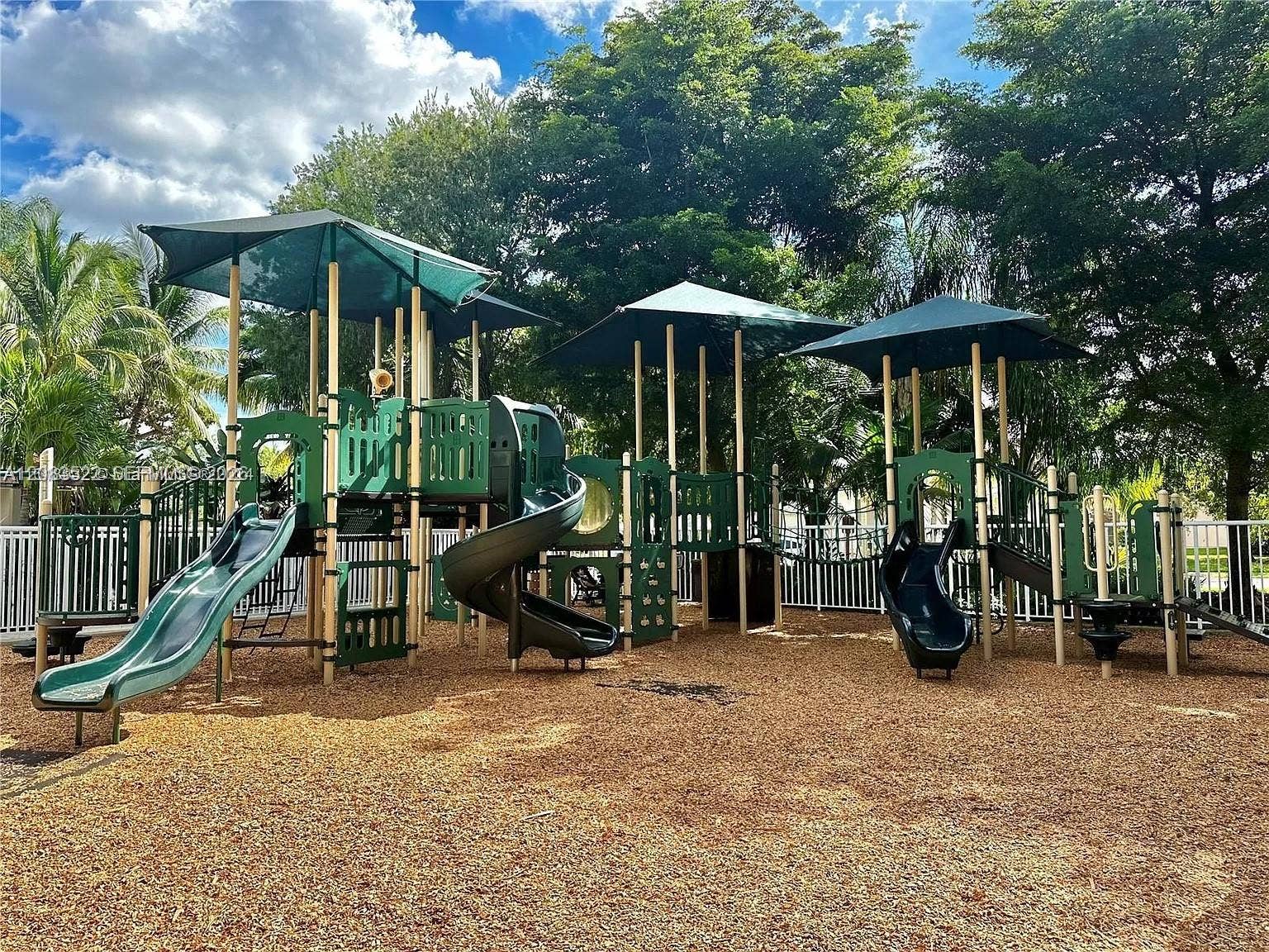 412 Cameron Drive, Weston, FL 33326 Photo 22