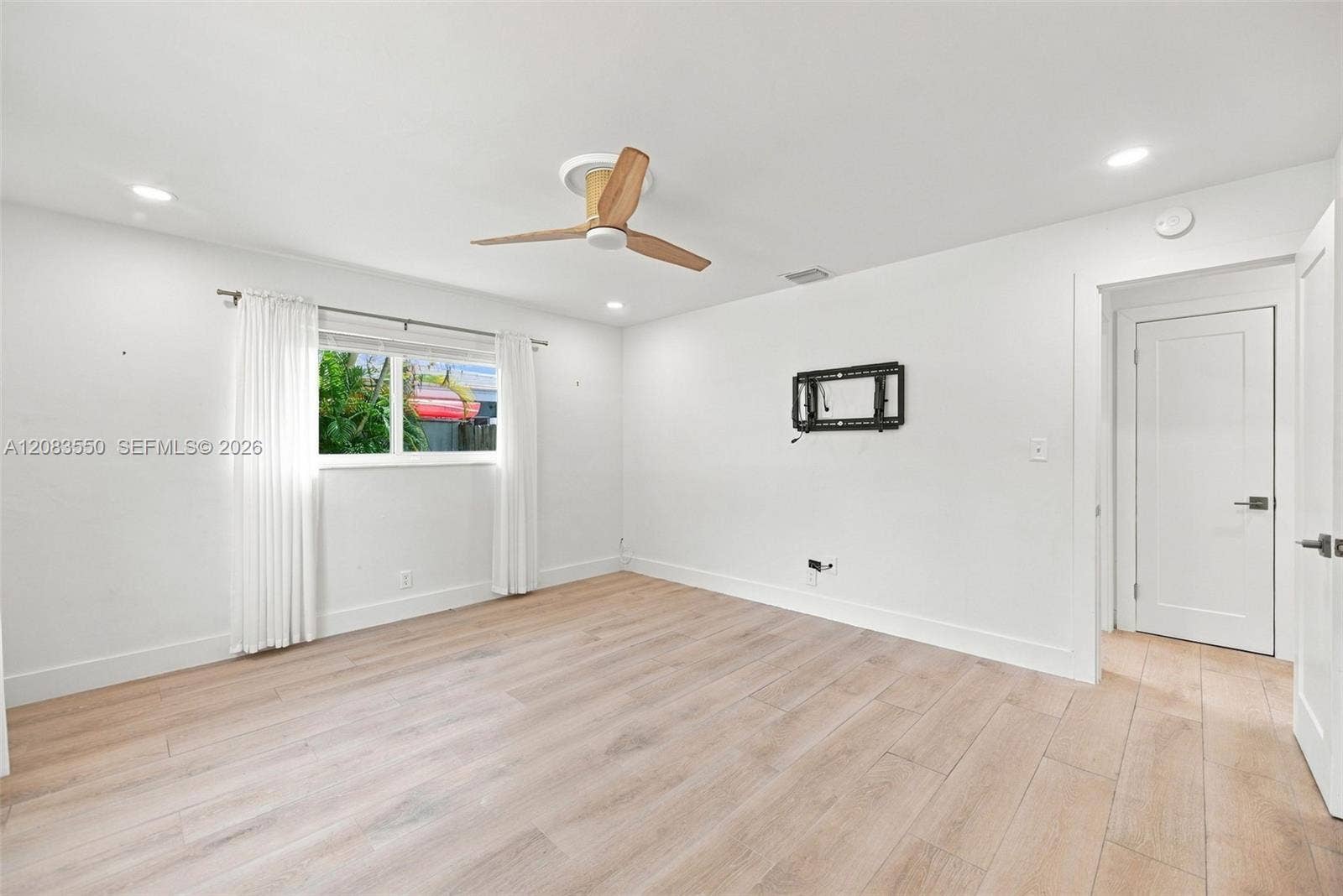 807 SE 9th Terrace, Deerfield Beach, Deerfield Beach, FL 33441 Photo 15