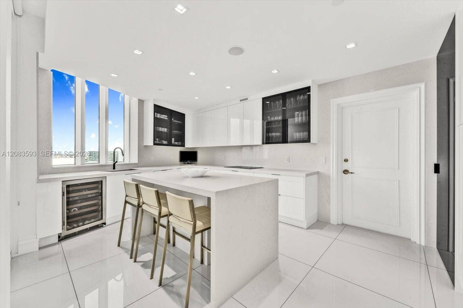 15901 Collins Avenue, #1606, Sunny Isles Beach, FL 33160 Photo 10