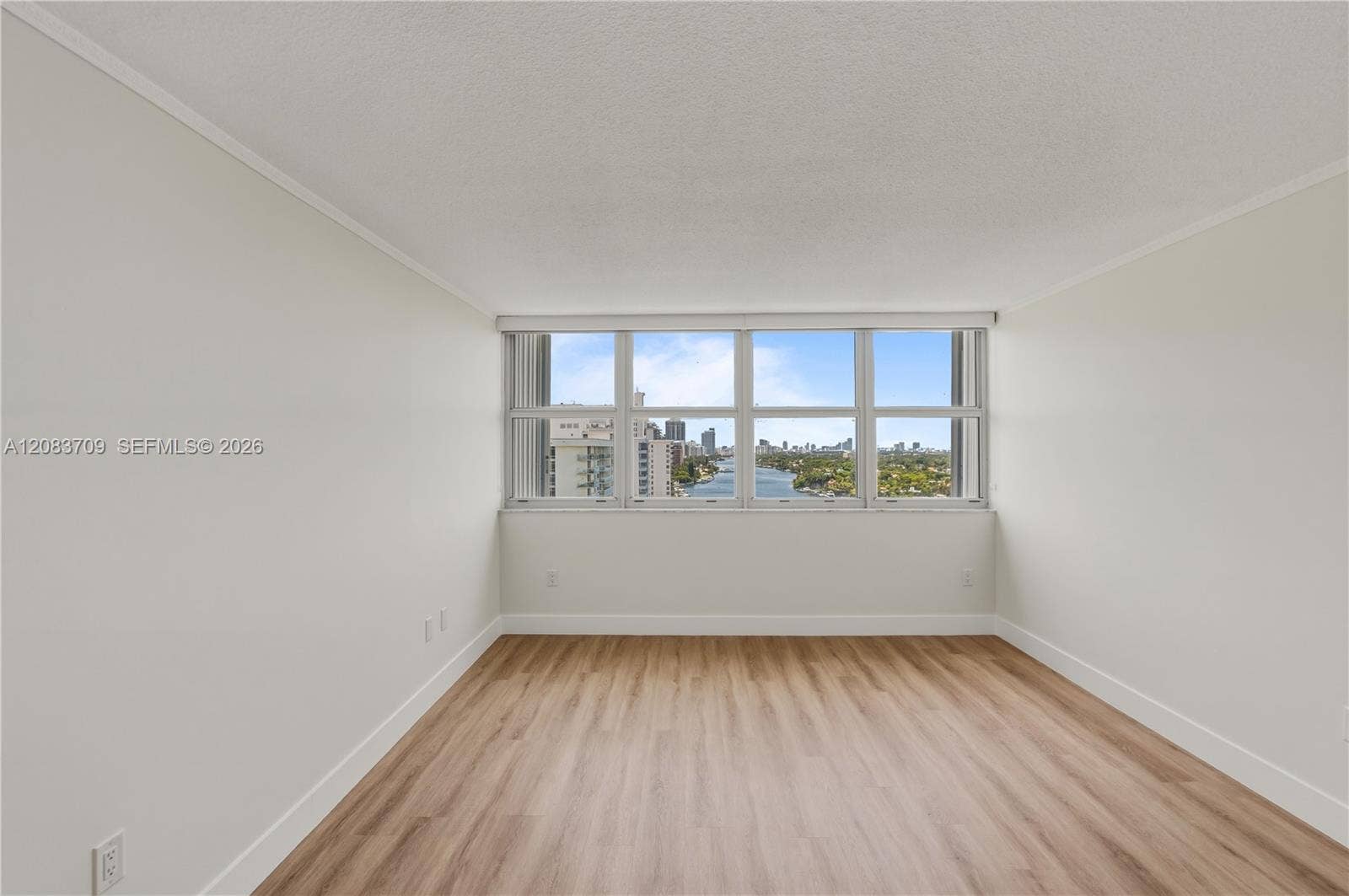 5838 Collins Avenue, #15F, Miami Beach, FL 33140 Photo 25