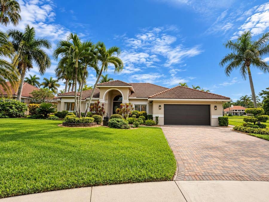 Property photo for 1165 Manor Court, Weston, FL