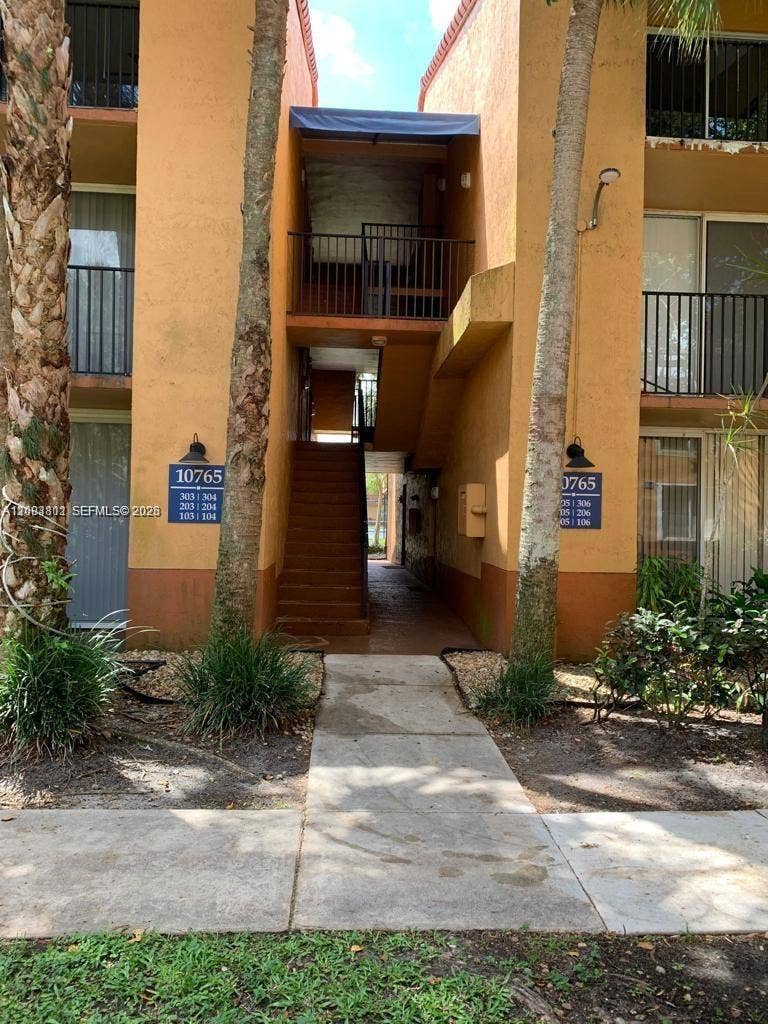 10765 Cleary Boulevard, #203, Plantation, Plantation, FL 33324 Photo 6