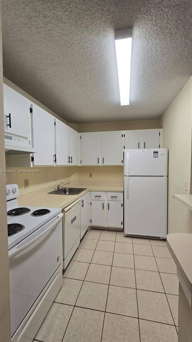 10765 Cleary Boulevard, #203, Plantation, Plantation, FL 33324 Photo 8