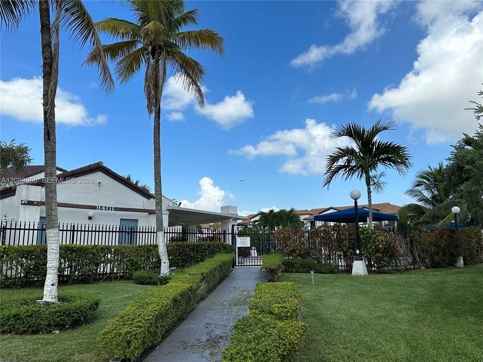 9435 Fontainebleau Boulevard, #206, Miami, Miami, FL 33172 Photo 3