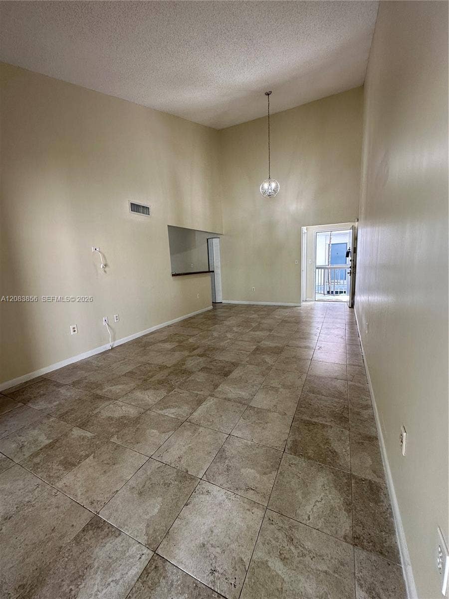 9435 Fontainebleau Boulevard, #206, Miami, Miami, FL 33172 Photo 5