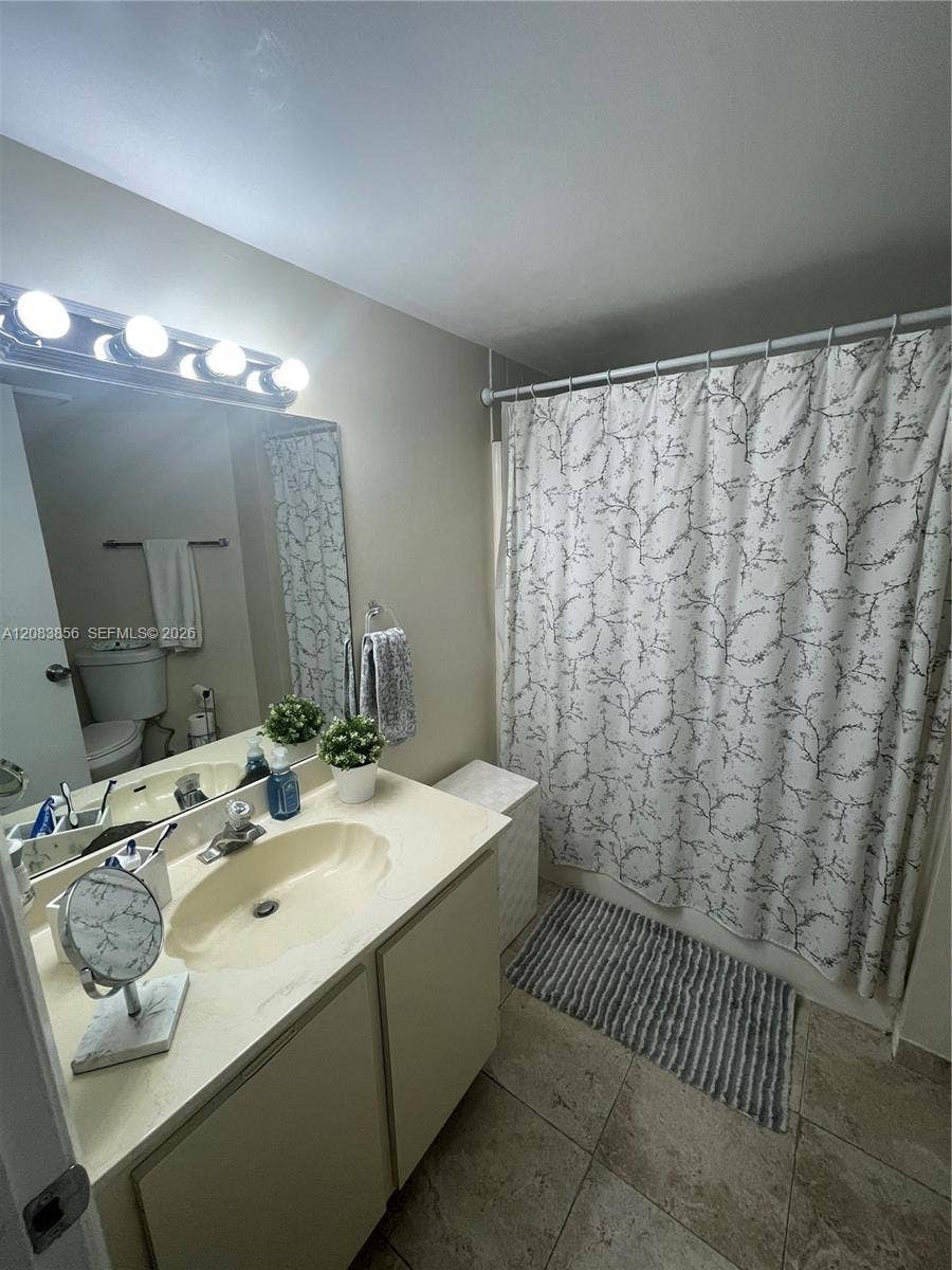 9435 Fontainebleau Boulevard, #206, Miami, Miami, FL 33172 Photo 24