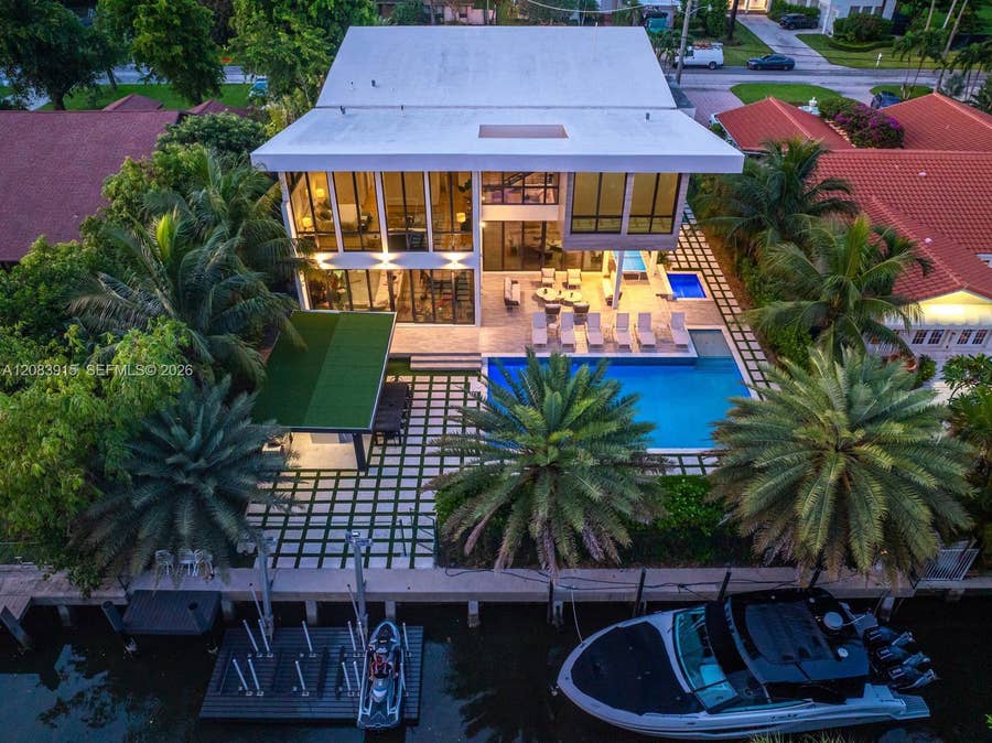 Property photo for 521 Holiday Drive, Hallandale Beach, FL