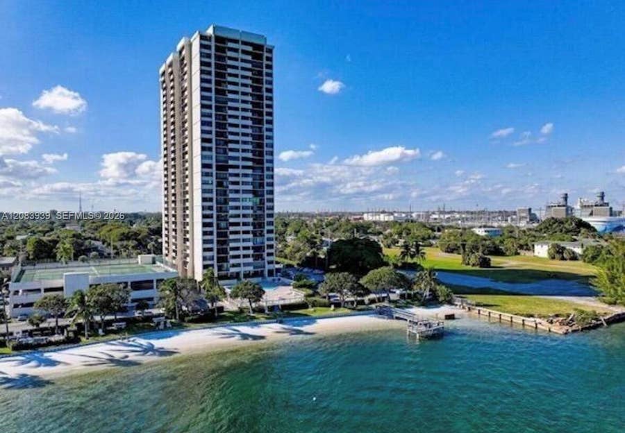 Property photo for 5600 N Flagler Drive, #1502, West Palm Beach, FL