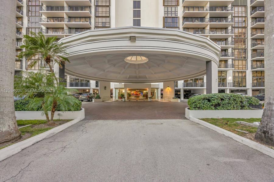 Property photo for 1450 Brickell Bay Drive, #511, Miami, FL