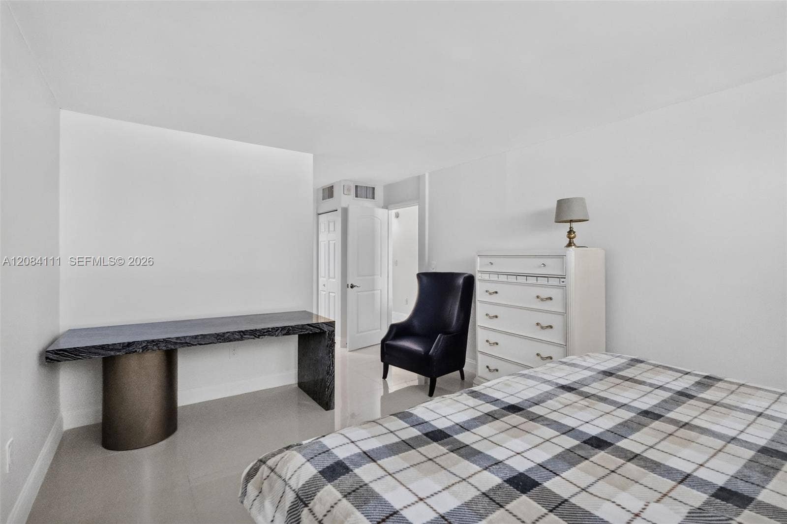 4000 NE 170th Street, #606, North Miami Beach, FL 33160 Photo 2