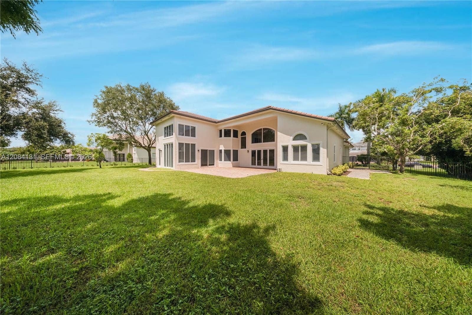 11406 Canyon Maple Boulevard, Davie, FL 33330 Photo 3