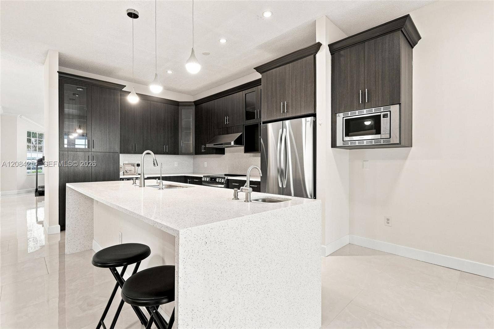 1421 NW 159th Avenue, Pembroke Pines, FL 33028 Photo 8