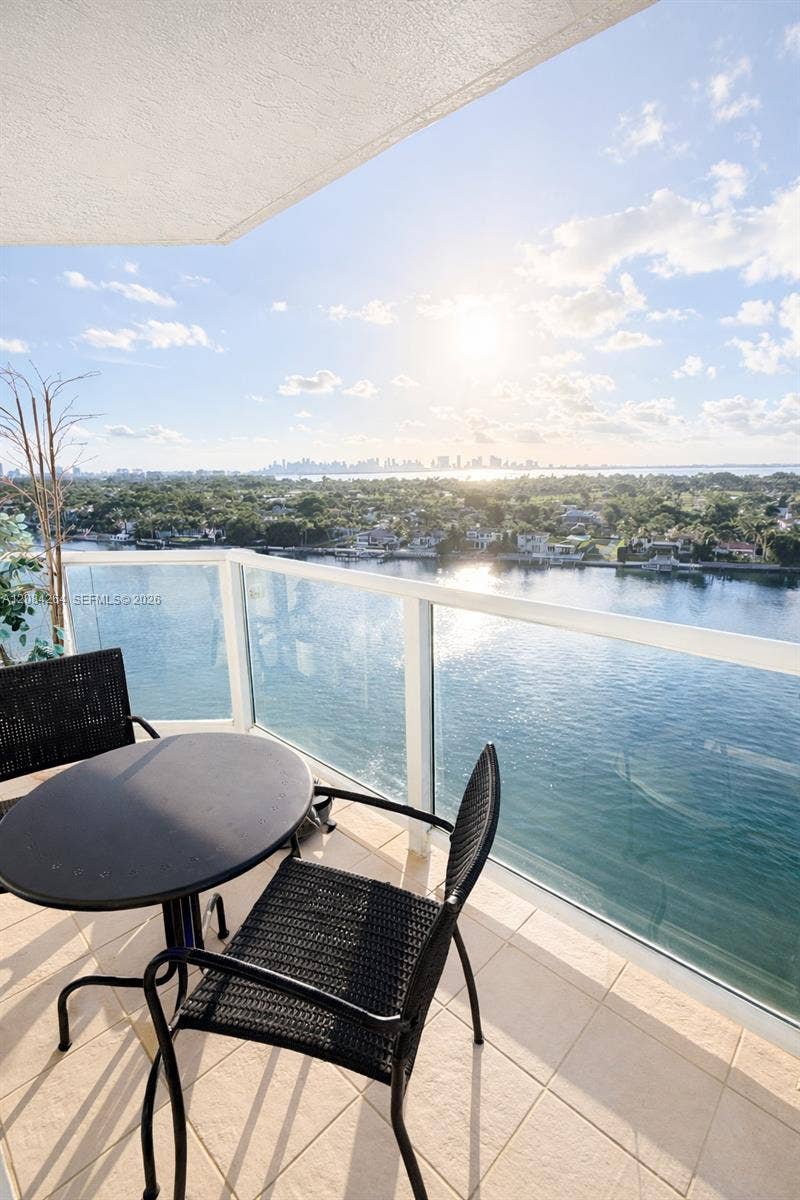 5900 Collins Avenue, #1405, Miami Beach, FL 33140 Photo 15