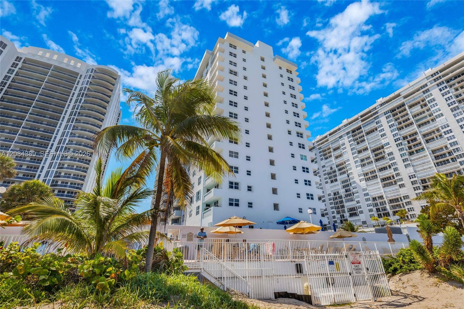 4250 Galt Ocean Drive, #1J, Fort Lauderdale, Fort Lauderdale, FL 33308 Building beach area