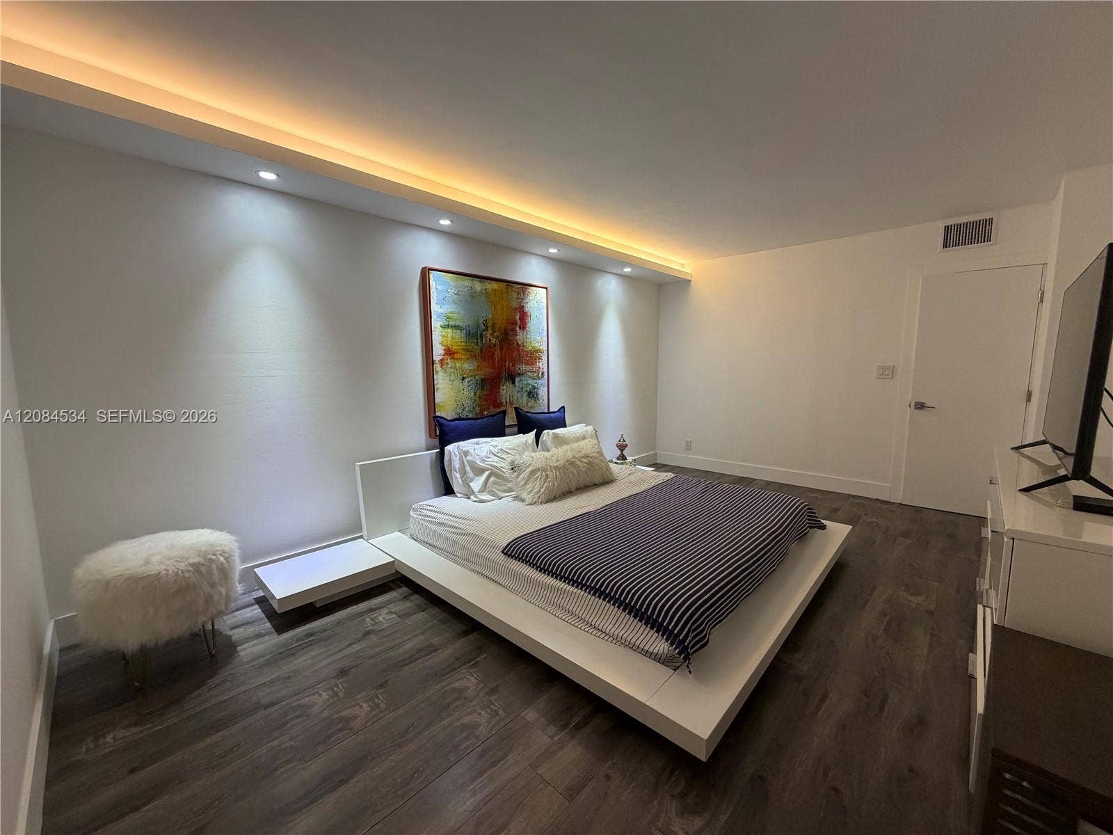 20301 W Country Club Drive, #1530, Aventura, FL 33180 Photo 2