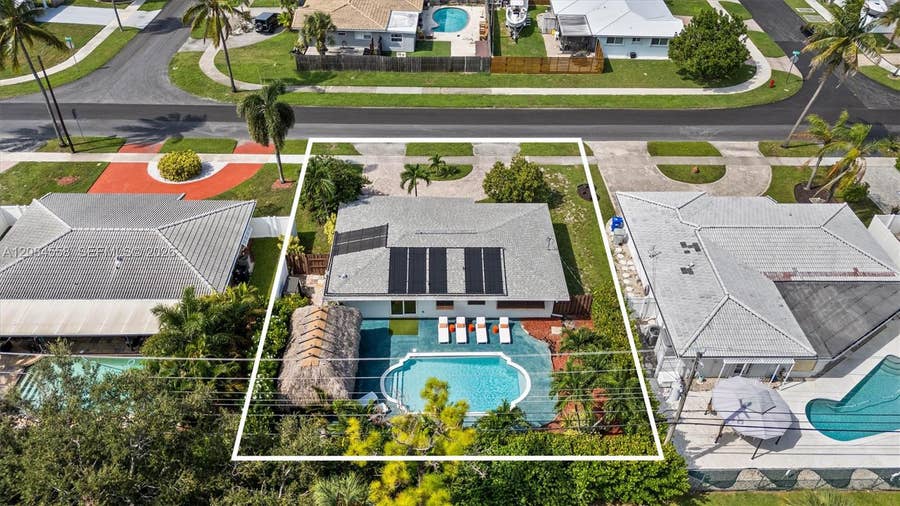 Property photo for 110 SE 5th Court, Pompano Beach, FL
