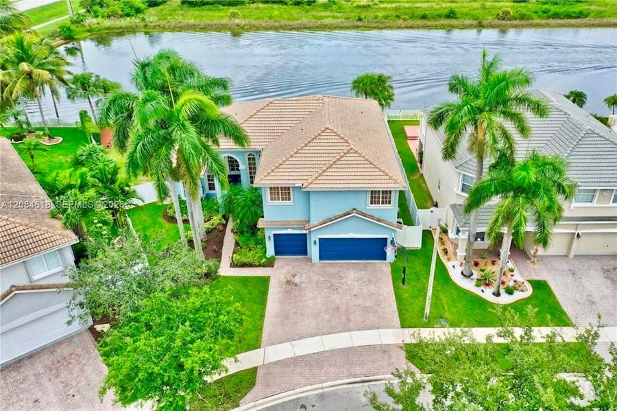 Property photo for 1580 SW 164th Avenue, Pembroke Pines, FL