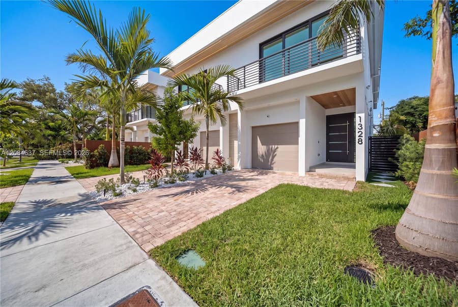 Property photo for 1328 NE 16th Terrace, Fort Lauderdale, FL