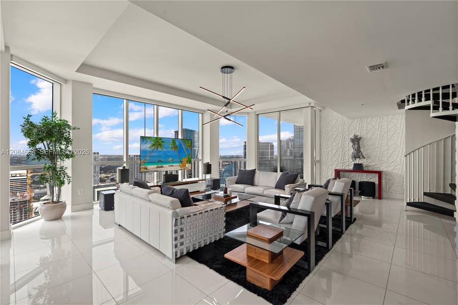 Property photo for 244 Biscayne Boulevard, #PH4908, Miami, FL