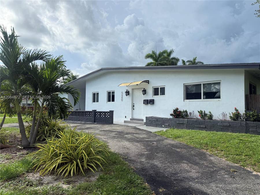 Property photo for 520 SW 5th Street, Hallandale Beach, FL