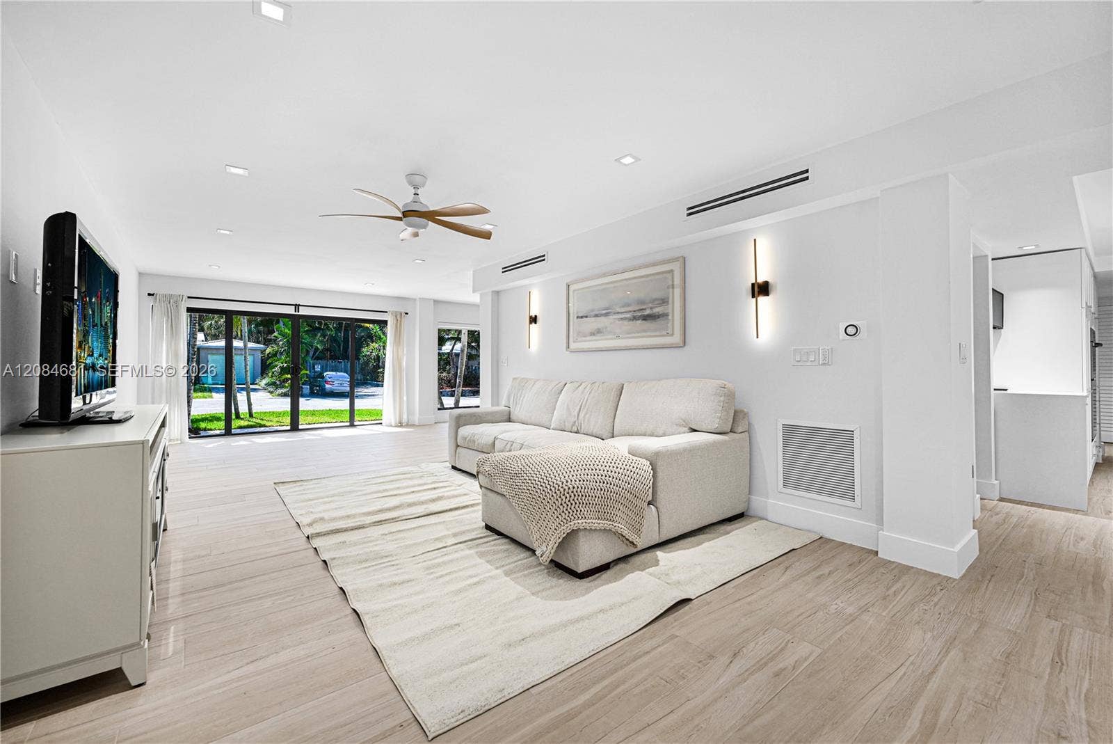 3305 NE 15th Street, Fort Lauderdale, FL 33304 Photo 9