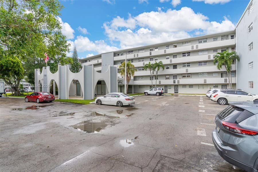 Property photo for 1700 NE 191st Street, #508, Miami, FL