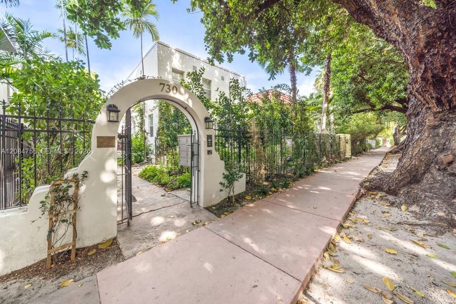 Property photo for 726 Meridian Avenue, #1, Miami Beach, FL