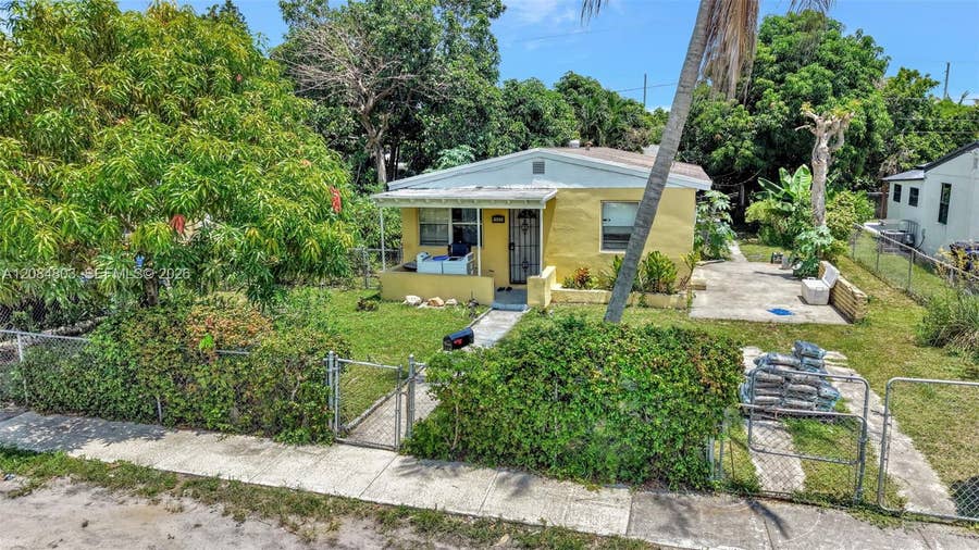 Property photo for 15601 NE 15th Avenue, North Miami Beach, FL