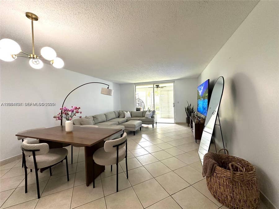 Property photo for 620 NE 12th Avenue, #102, Hallandale Beach, FL