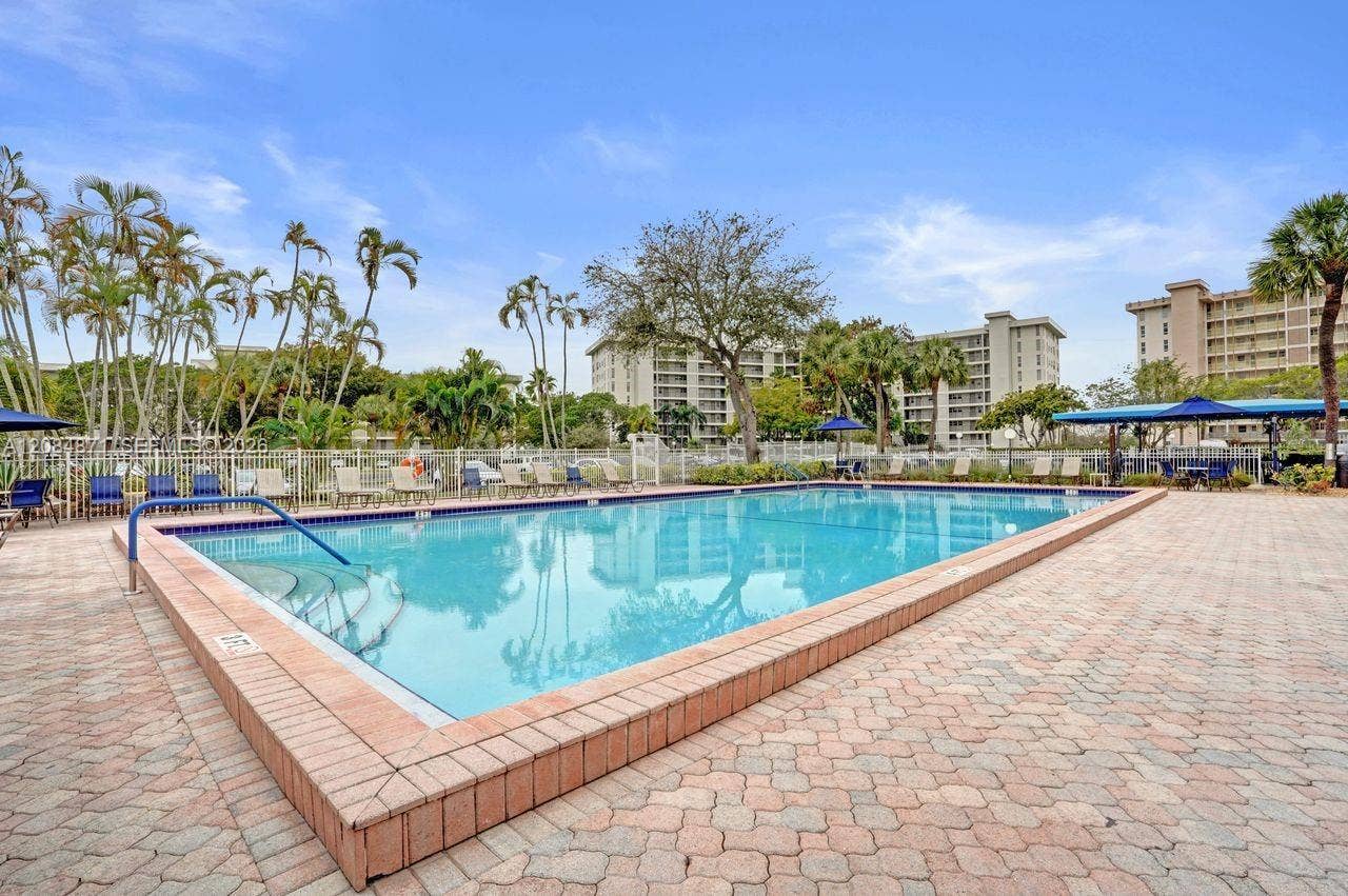 2681 S Course Drive, #204, Pompano Beach, FL 33069 Photo 42