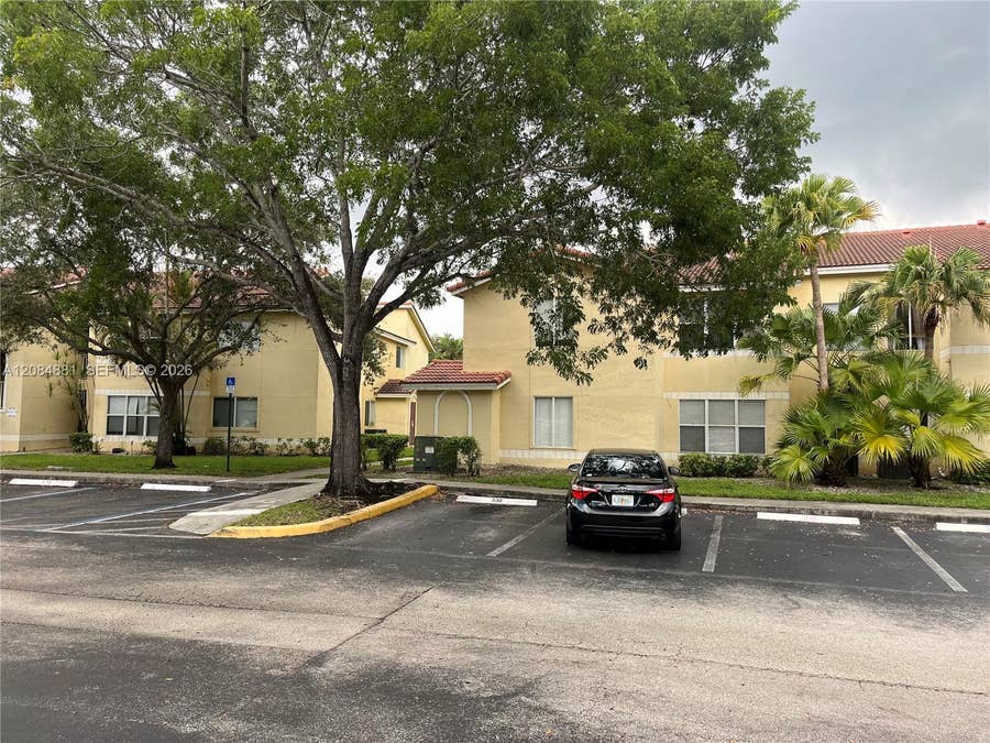 Property photo for 437 Vista Isles Drive, #2211, Plantation, FL