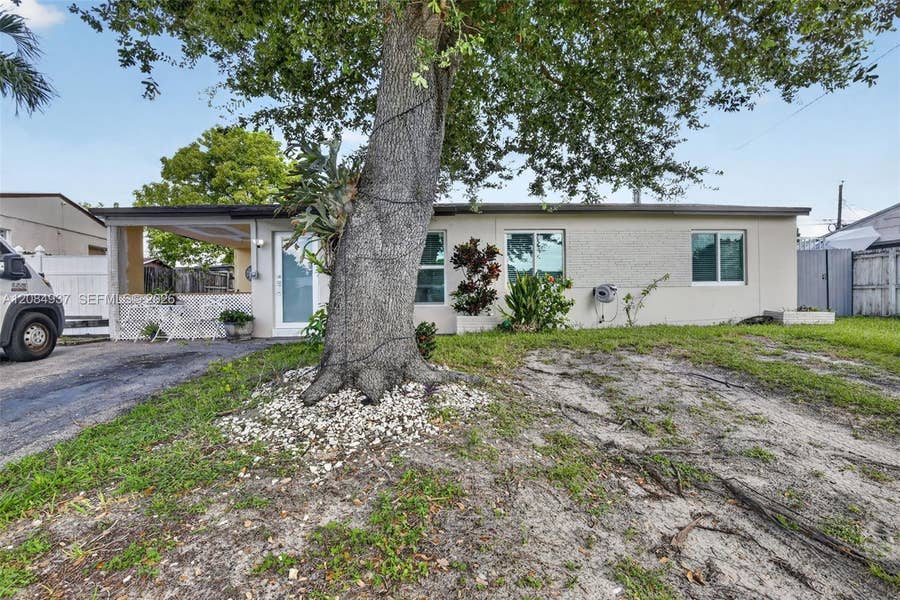 Property photo for 4351 SW 22nd Street, Fort Lauderdale, FL