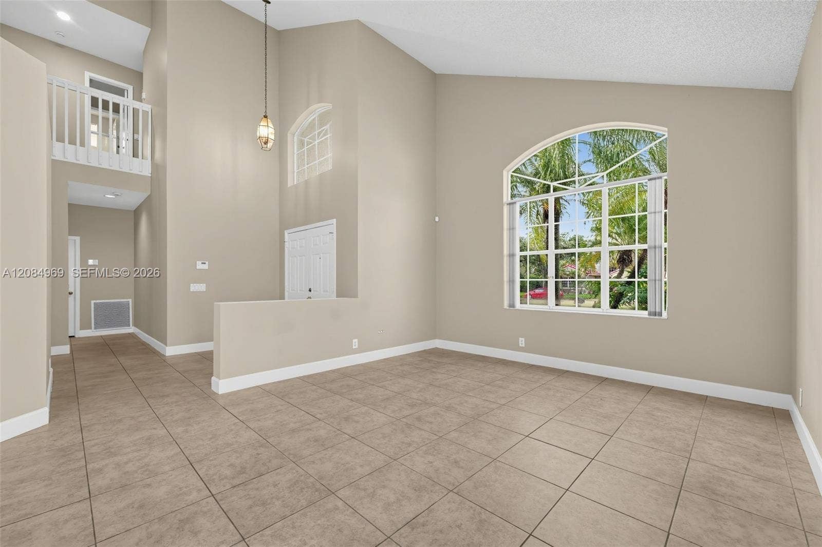 335 Cambridge Drive, Weston, FL 33326 Photo 9