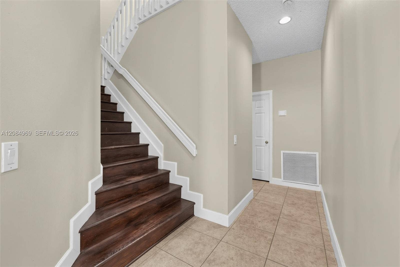 335 Cambridge Drive, Weston, FL 33326 Photo 25