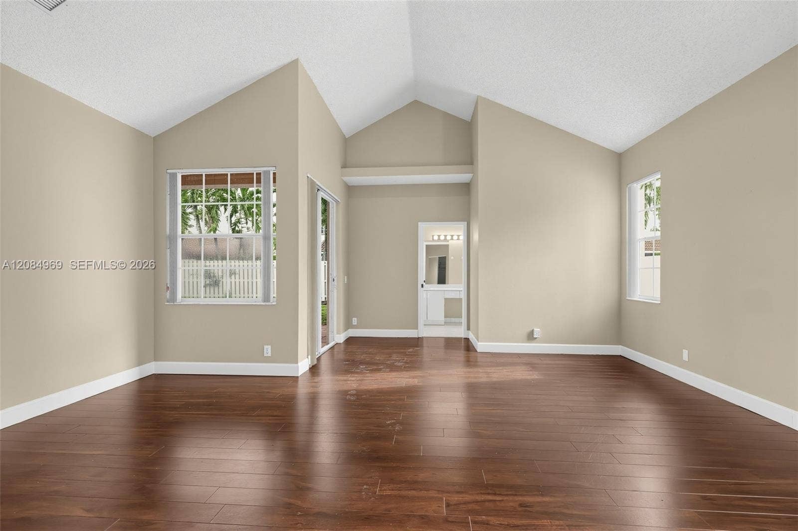 335 Cambridge Drive, Weston, FL 33326 Photo 19