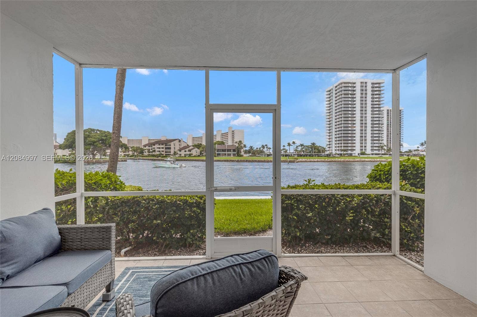 20 Yacht Club Drive, #103, North Palm Beach, FL 33408 Photo 3