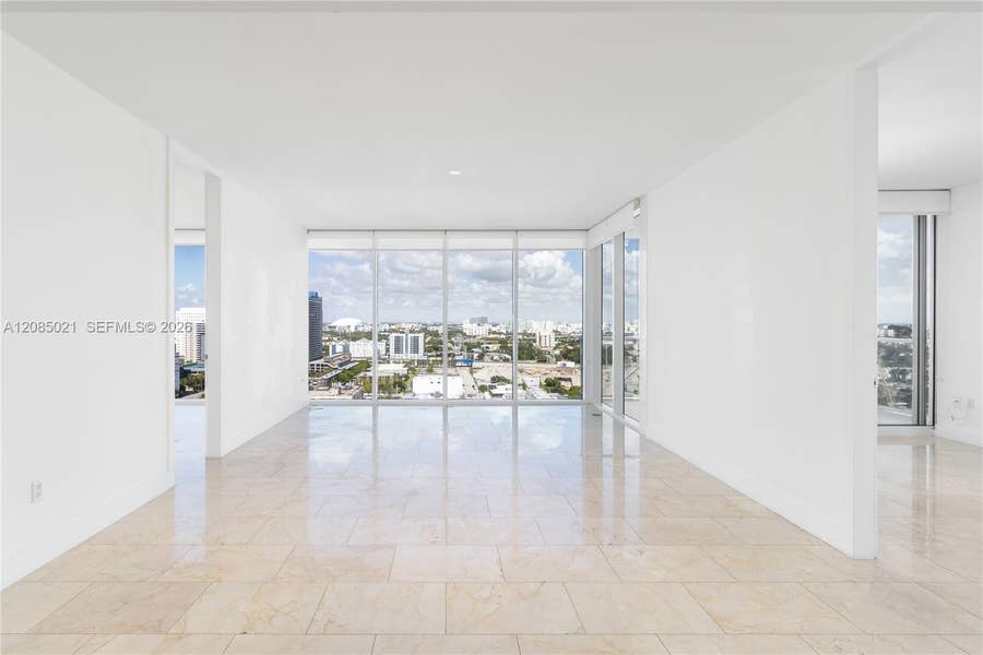 Property photo for 1040 Biscayne Boulevard, #1806, Miami, FL