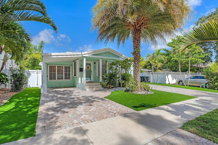 Property photo for 1621 NE 3rd Court, Fort Lauderdale, FL